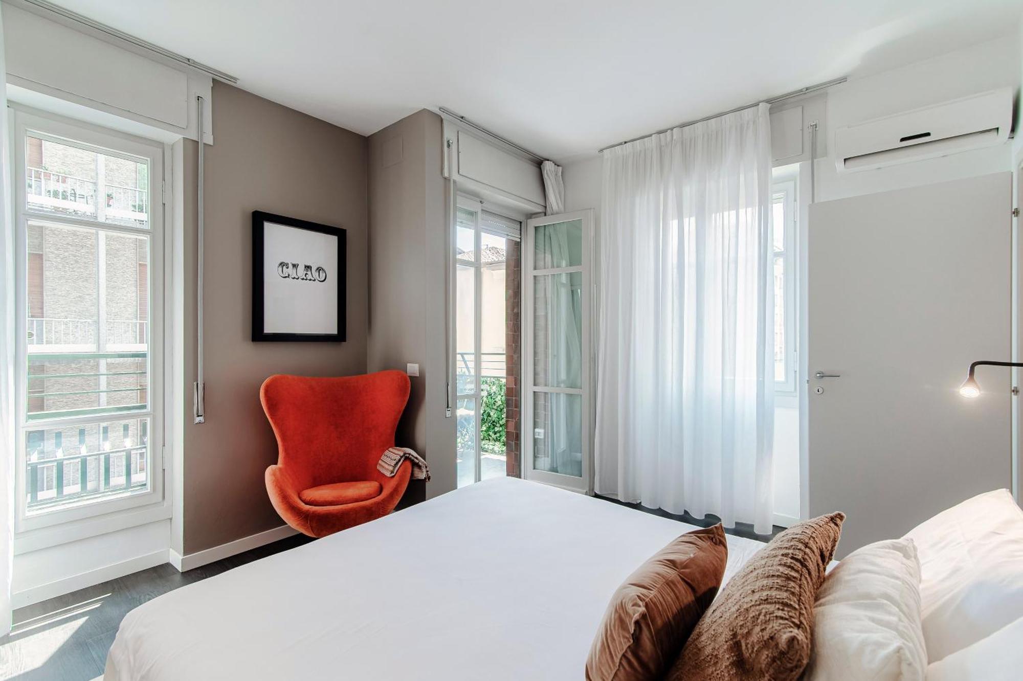 Rezzonico Suites - By MyhomeinКомо Экстерьер фото
